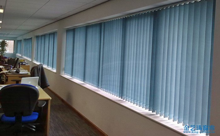 辦公室窗簾顏色搭配——根據光線決定