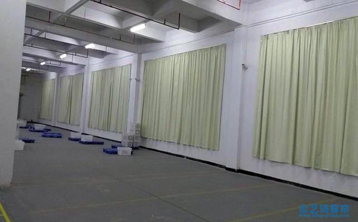 電動窗簾有裝的必要嗎 聽行內(nèi)人分析 布藝簾