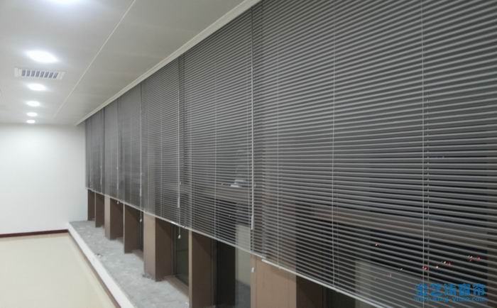 鋁合金百葉窗簾怎么樣 金藝濤窗簾網(wǎng)為你介紹 百葉窗簾